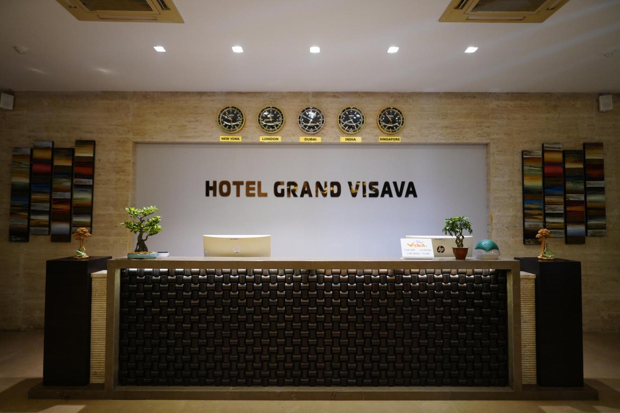 Hotel Grand Visava Lonavala Eksteriør billede