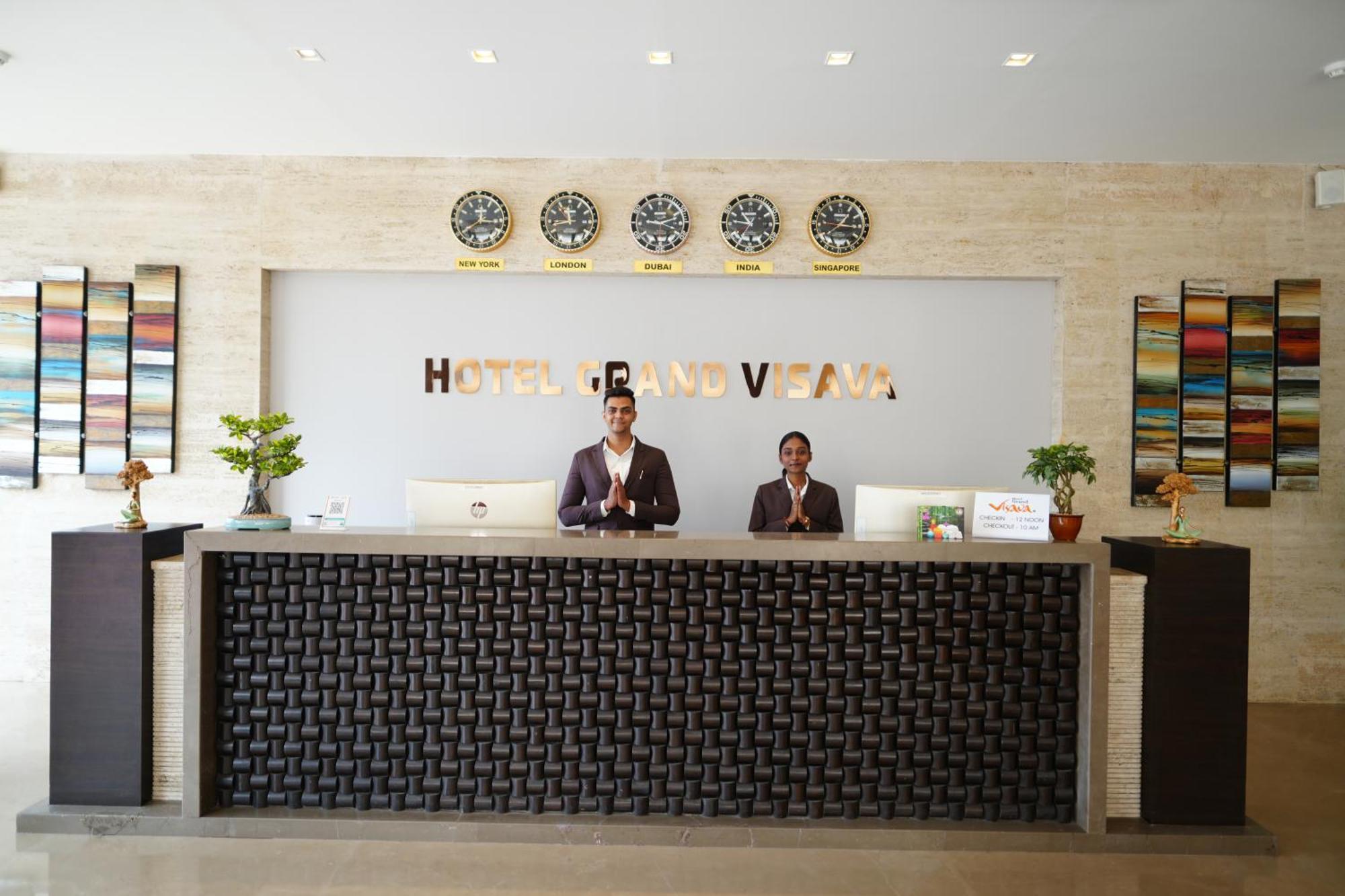 Hotel Grand Visava Lonavala Eksteriør billede