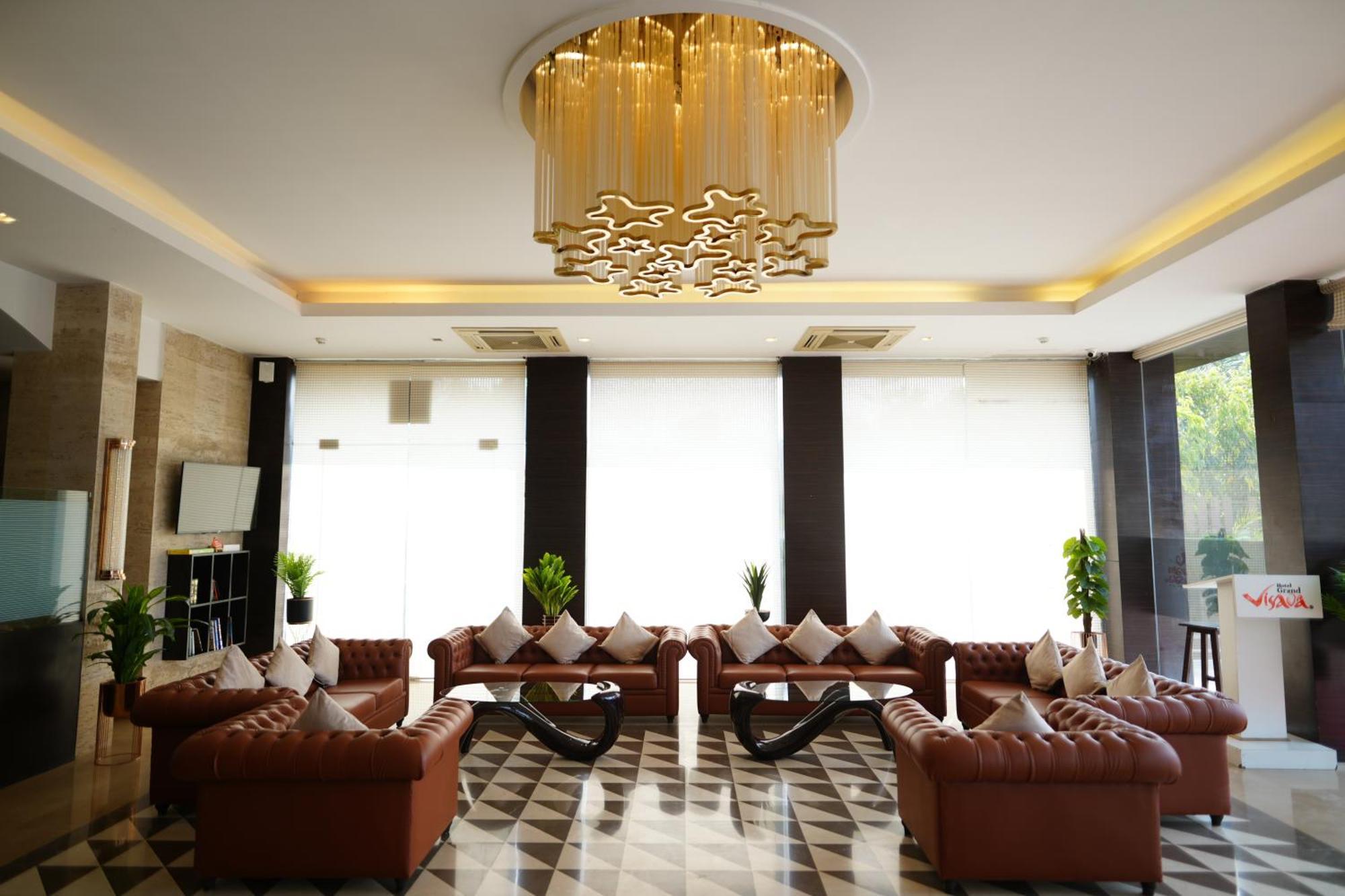 Hotel Grand Visava Lonavala Eksteriør billede