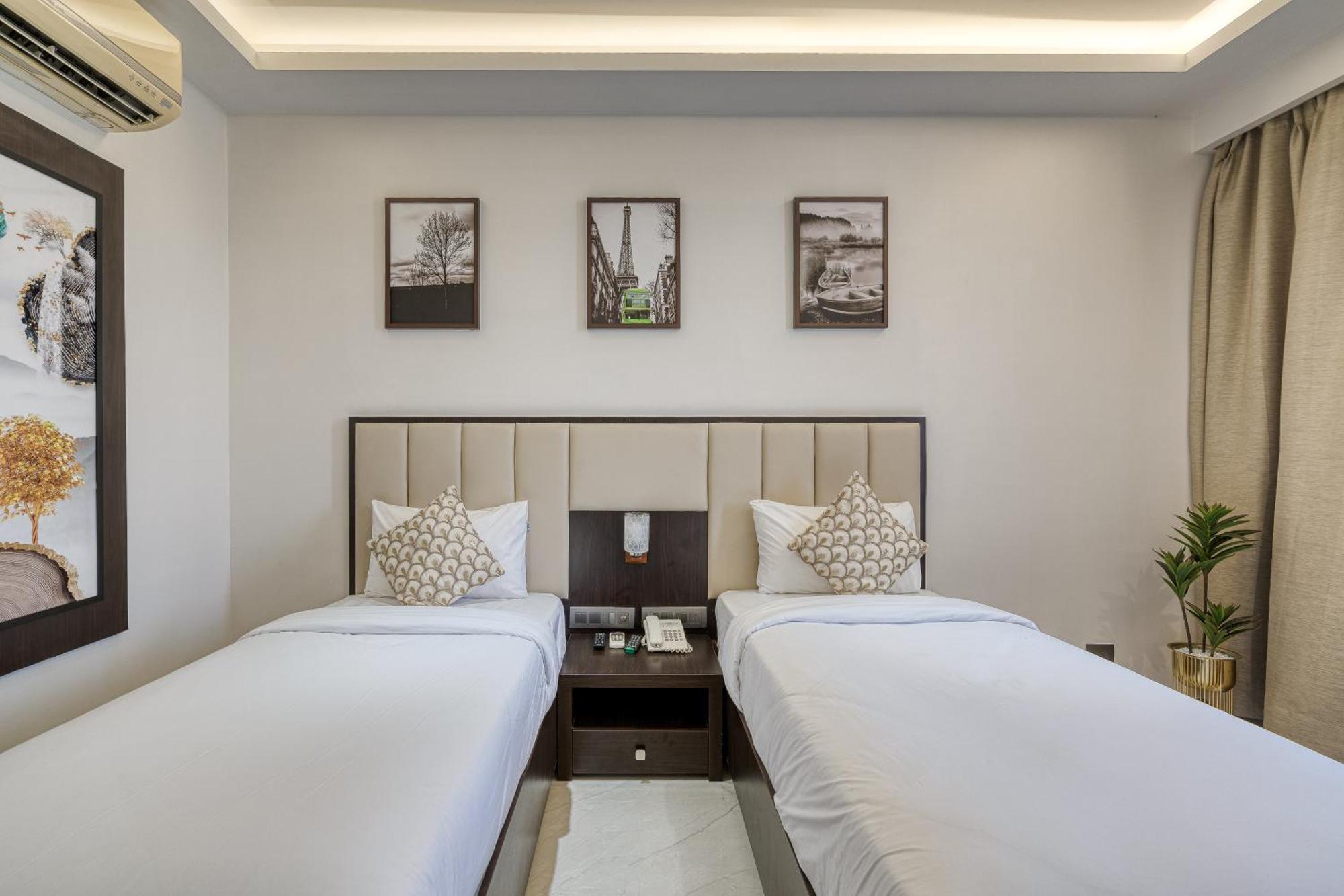 Hotel Grand Visava Lonavala Eksteriør billede