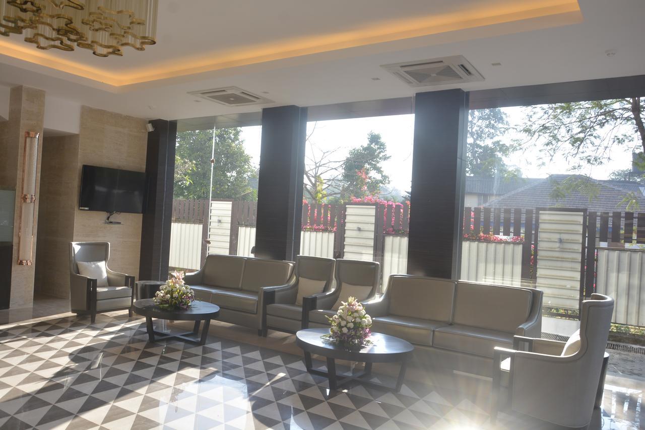 Hotel Grand Visava Lonavala Eksteriør billede