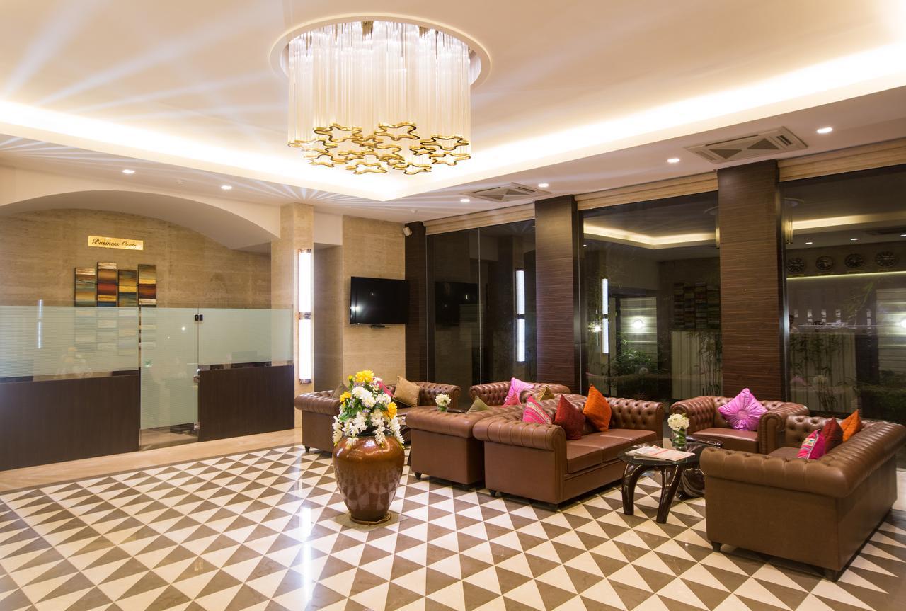 Hotel Grand Visava Lonavala Eksteriør billede