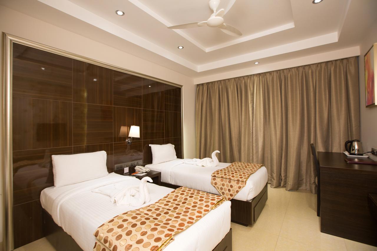 Hotel Grand Visava Lonavala Eksteriør billede