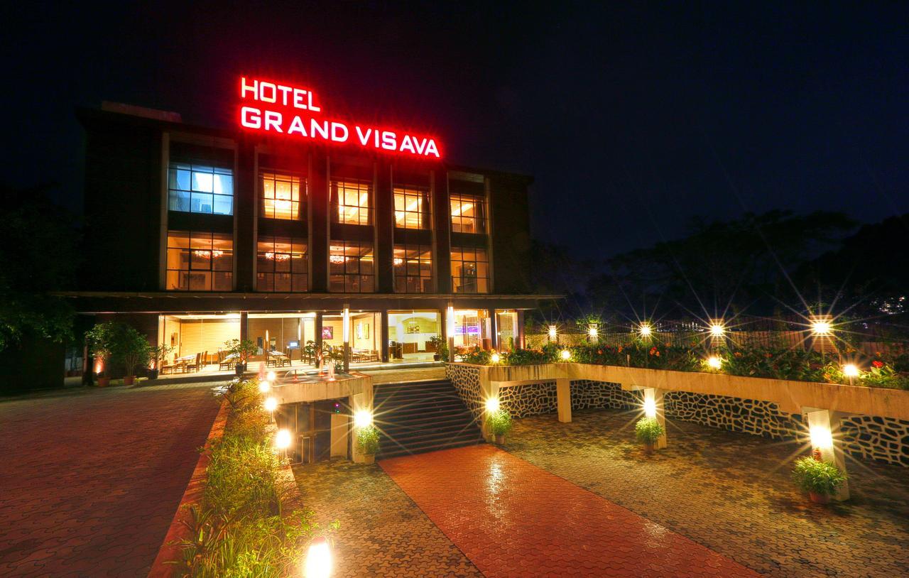 Hotel Grand Visava Lonavala Eksteriør billede