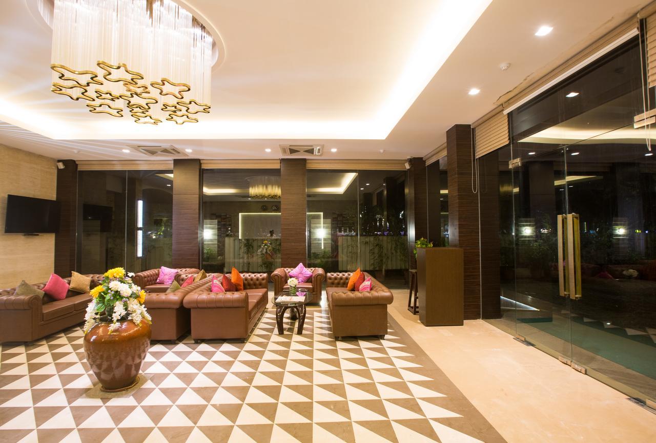 Hotel Grand Visava Lonavala Eksteriør billede